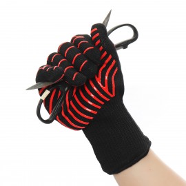 A pair of Extreme Heat Resistant BBQ Oven Gloves 500°C Pot Holder Cooking Mitts